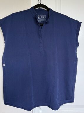 FIGS Navy Blue Rafaela XS